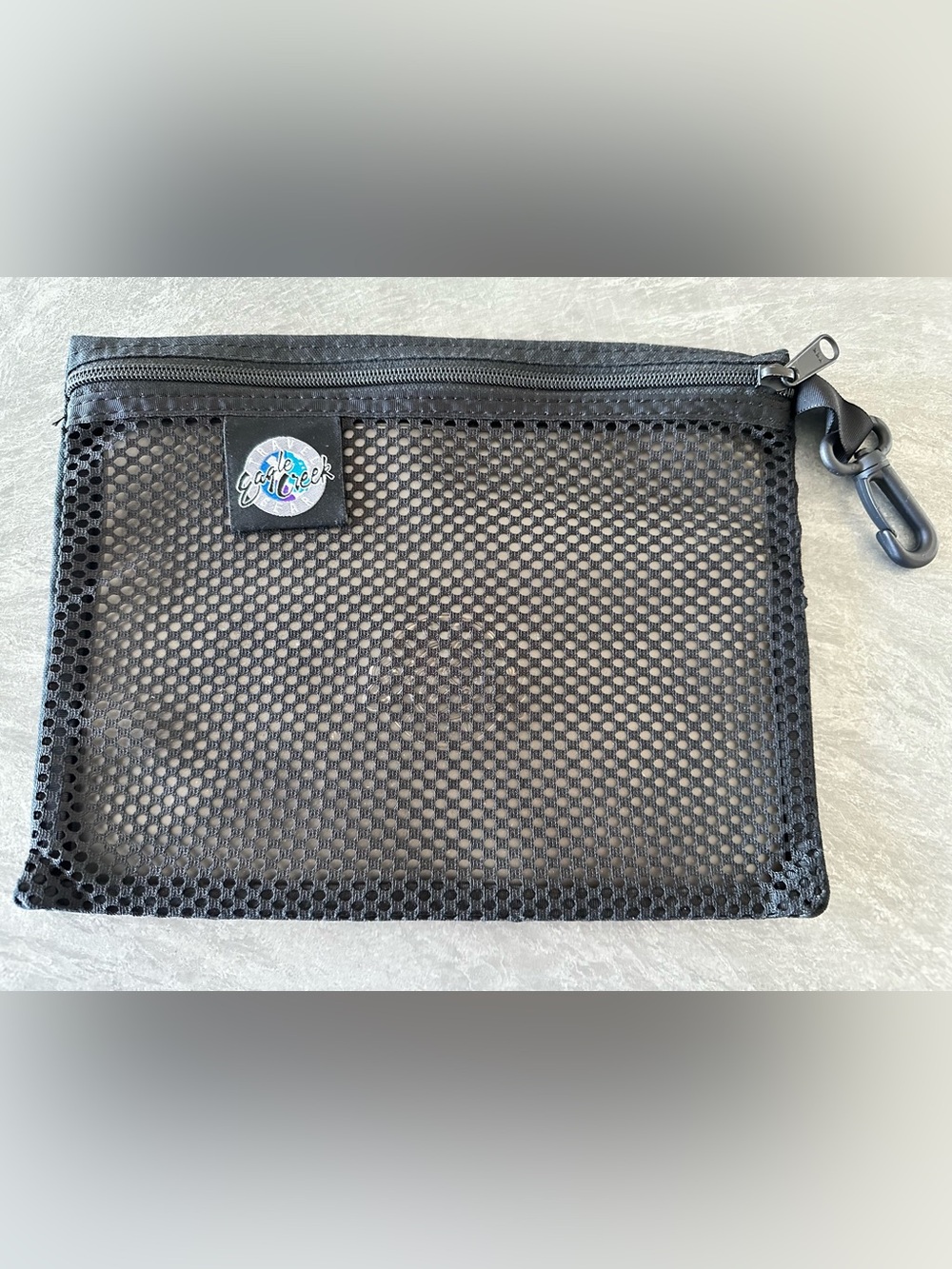 Eagle Creek Black Mesh Zip Travel Pouch with Clip